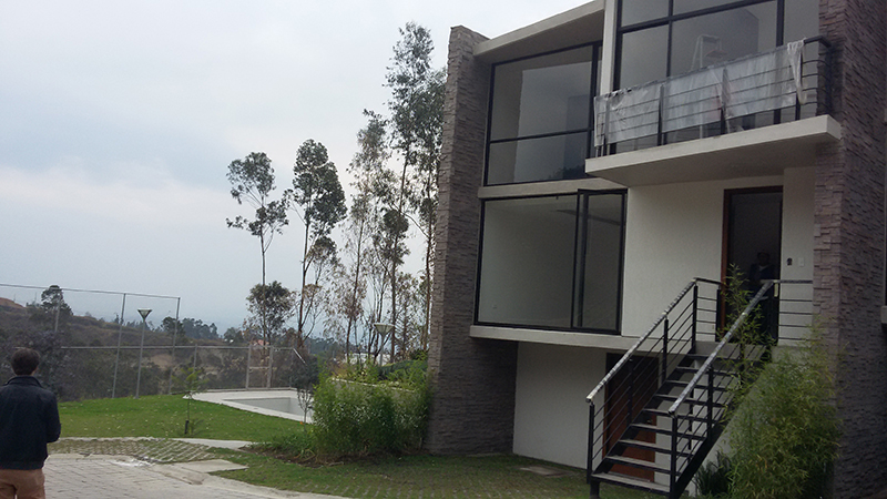 CumbayÃ¡, Hermosa Casa de Venta por Estrenar en Conjunto Cerrado