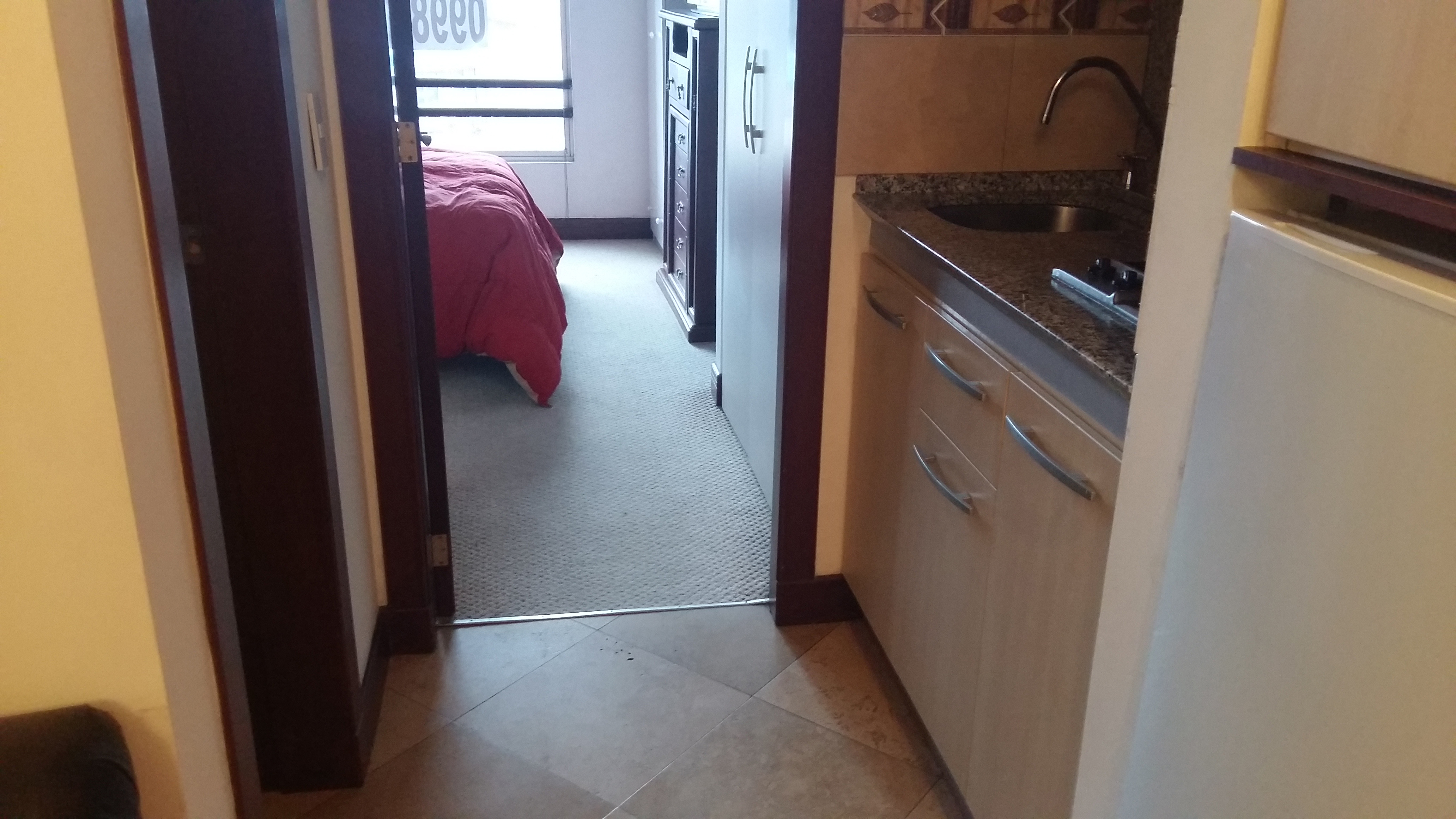 VENDO CASA 5 DORM C/U BAÃ‘OS