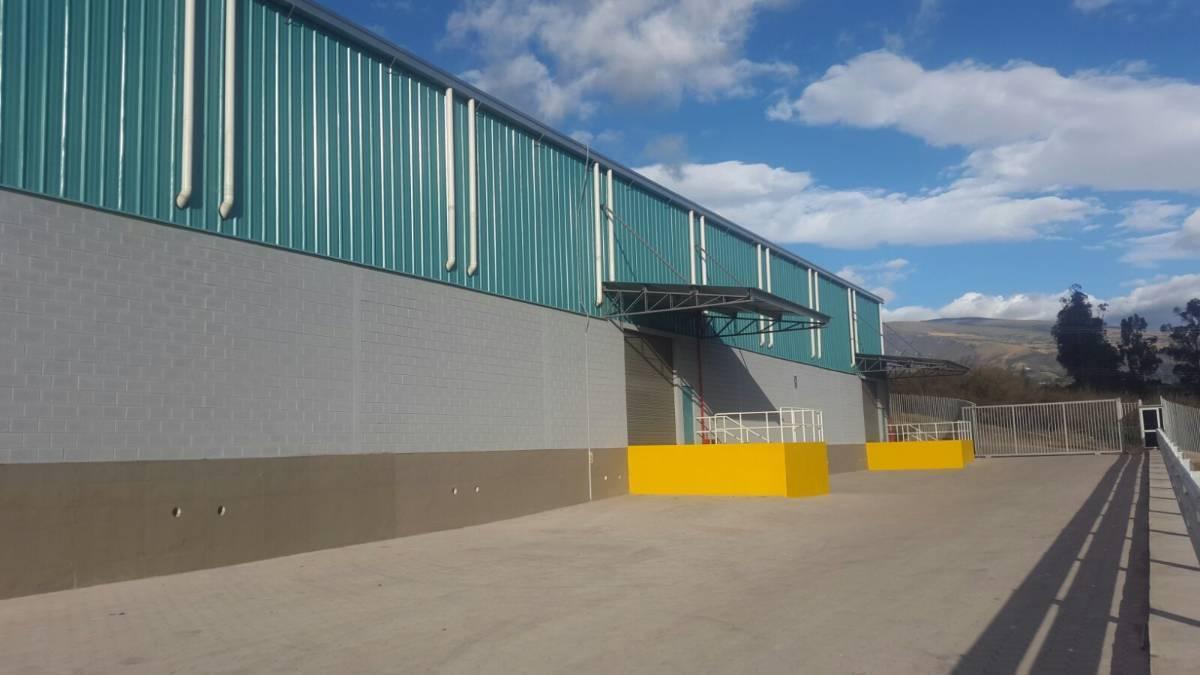 Bodega 2500 m Sector Pifo Alicia Santos