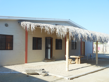 Casa con Oficina Independiente
