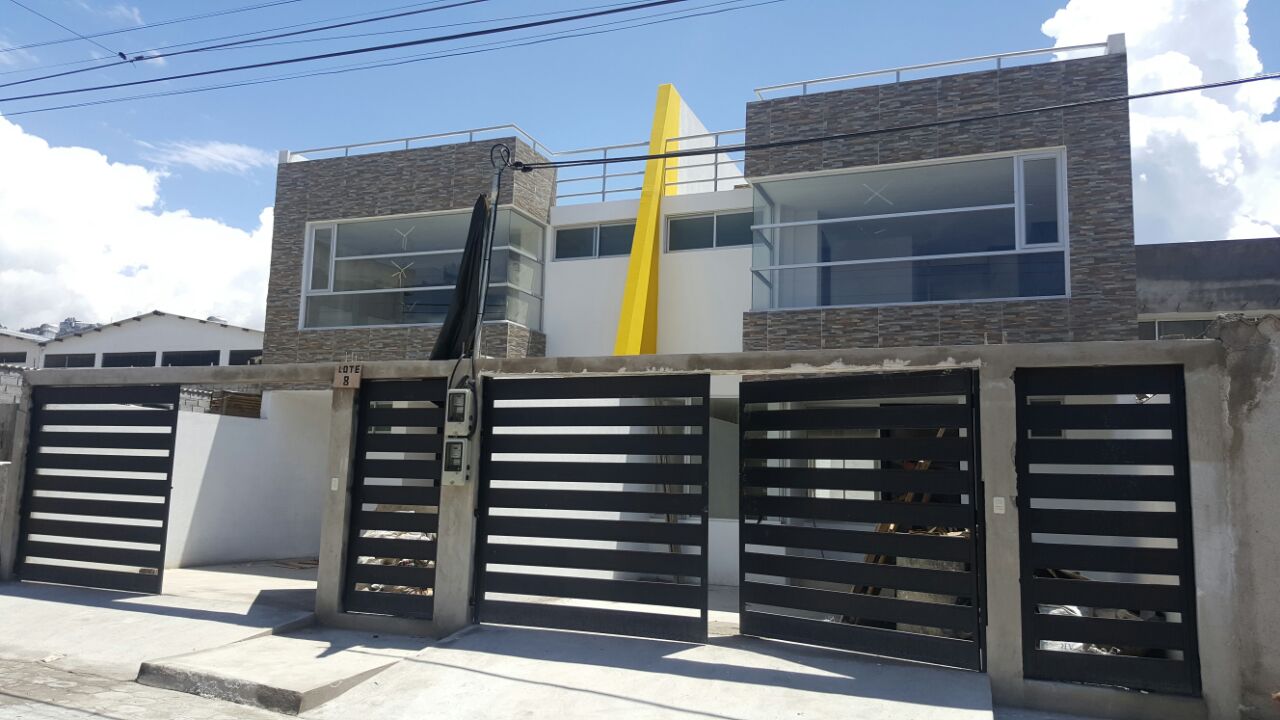 CASAS EN LLANO GRANDE